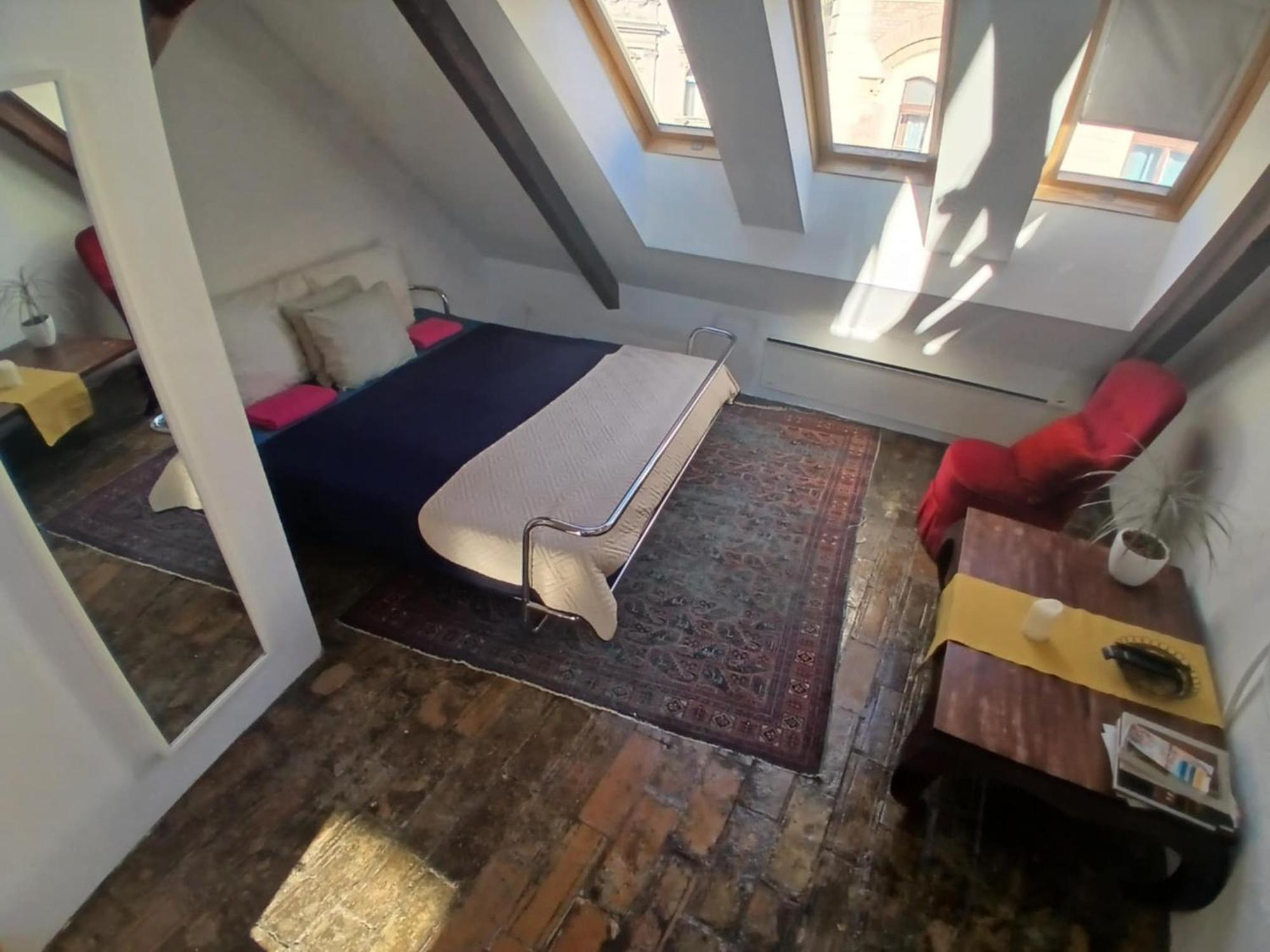 Ferienwohnung Cozy Panorama At The Castle Budapest Exterior foto